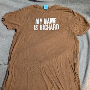 Hollister Brown Graphic Tee - My Name Is Richard